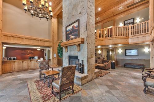 Popular attractions Area Nearby Property